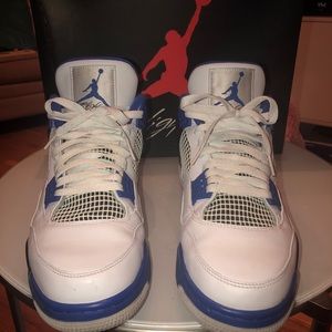 Air Jordan 4 Retro